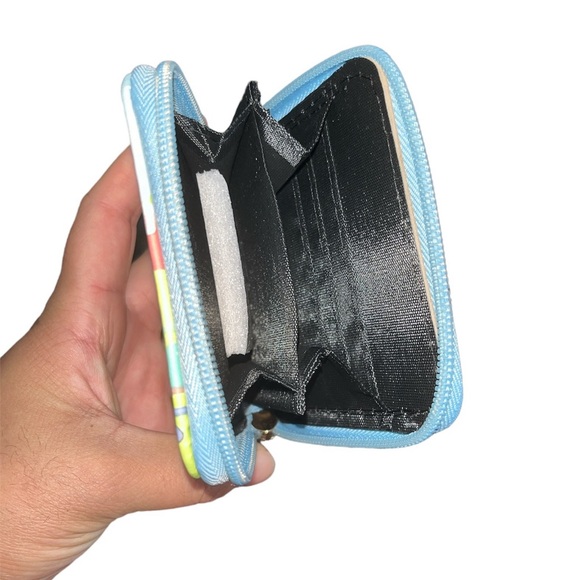 Bluey’s Wallet - Picture 2 of 3
